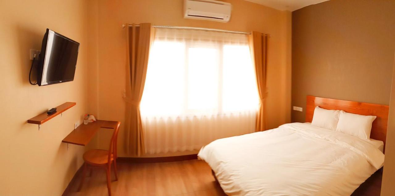 Bluefire Homestay Syariah Banyuwangi  Εξωτερικό φωτογραφία