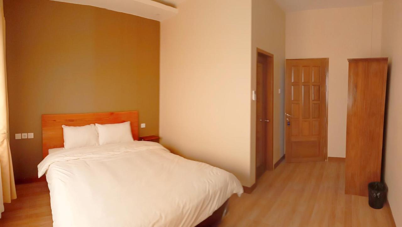Bluefire Homestay Syariah Banyuwangi  Εξωτερικό φωτογραφία