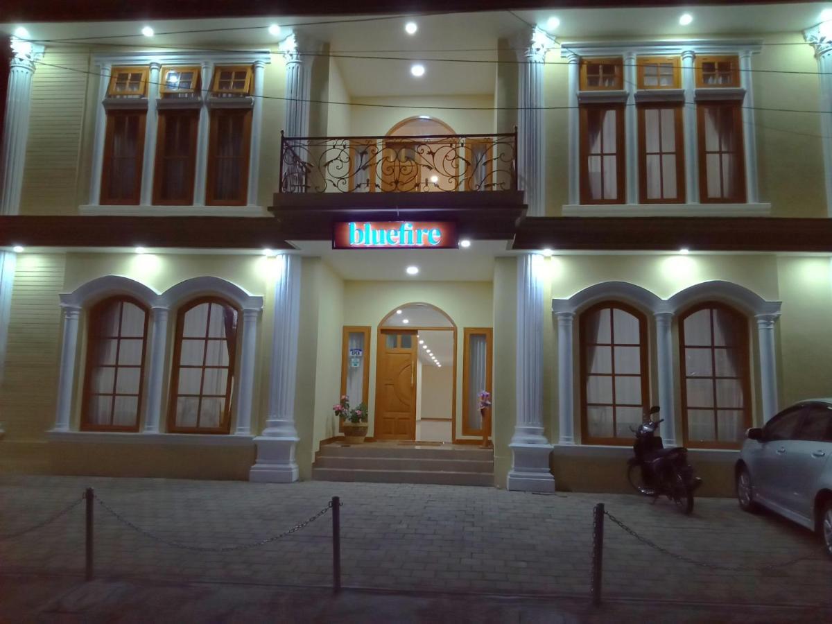 Bluefire Homestay Syariah Banyuwangi  Εξωτερικό φωτογραφία